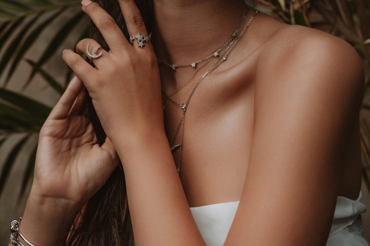 Woman wearing fashionable delicate jewelery